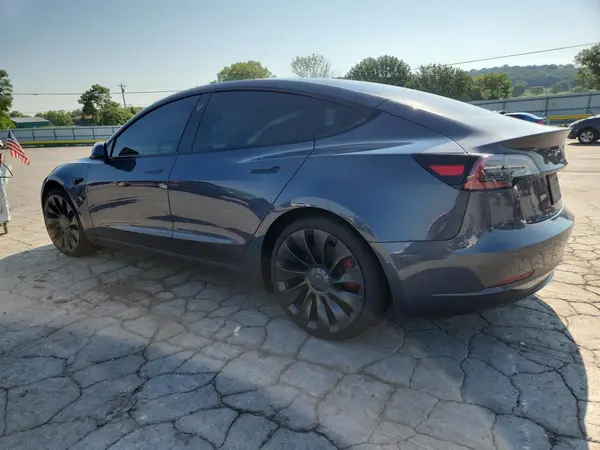 5YJ3E1EC2NF247844 2022 TESLA MODEL 3 - Image 2