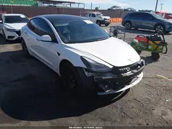 5YJ3E1EC2NF261873 2022 TESLA MODEL 3