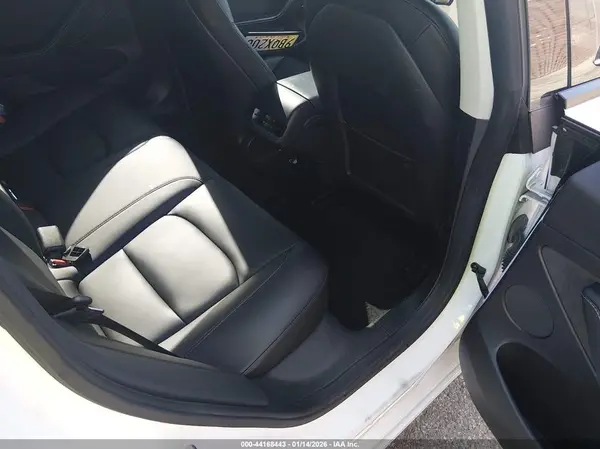 5YJ3E1EC2NF261873 2022 TESLA MODEL 3 - Image 8
