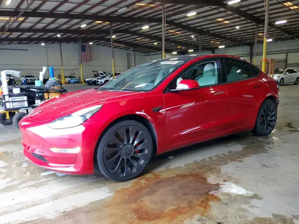 5YJ3E1EC2NF262411 2022 TESLA MODEL 3 - Image 1