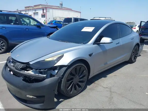 5YJ3E1EC2NF263039 2022 TESLA MODEL 3 - Image 2