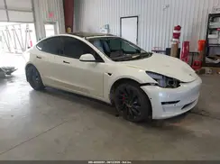 5YJ3E1EC2NF312563 2022 TESLA MODEL 3
