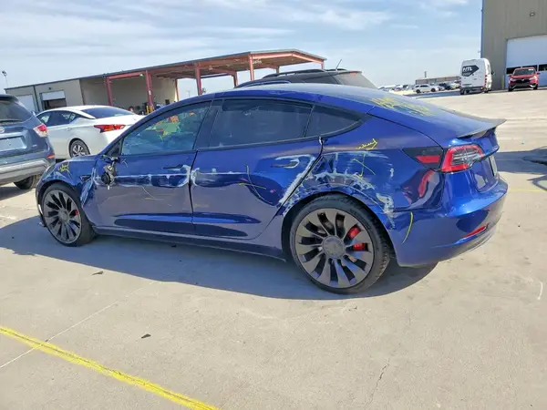 5YJ3E1EC2NF318055 2022 TESLA MODEL 3 - Image 2