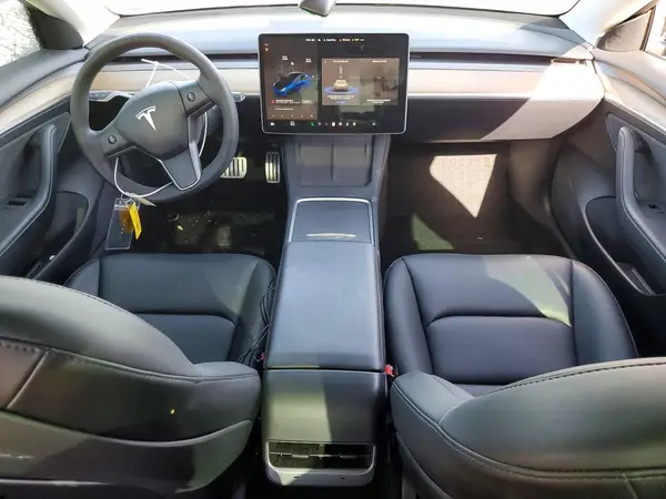 5YJ3E1EC2NF318055 2022 TESLA MODEL 3 - Image 8