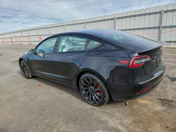 5YJ3E1EC2NF354456 2022 TESLA MODEL 3 - Image 2