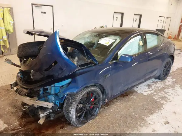 5YJ3E1EC2PF486927 2023 TESLA MODEL 3 - Image 2