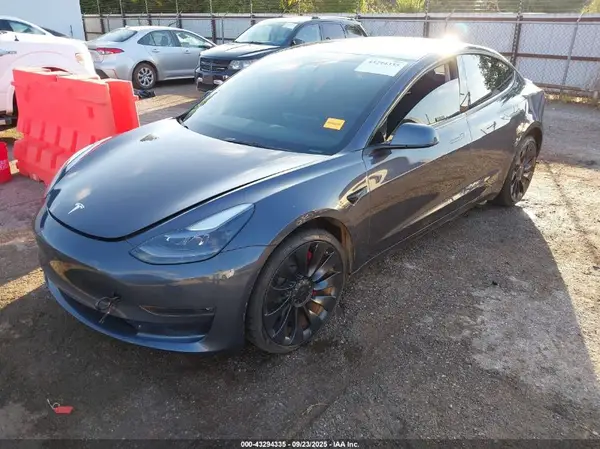 5YJ3E1EC2PF491559 2023 TESLA MODEL 3 - Image 2