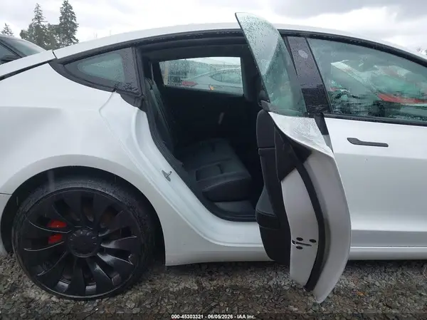 5YJ3E1EC2PF494896 2023 TESLA MODEL 3 - Image 8