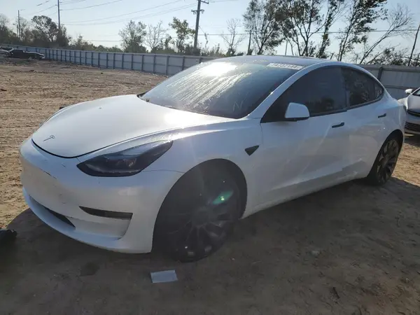 5YJ3E1EC2PF500440 2023 TESLA MODEL 3 - Image 1