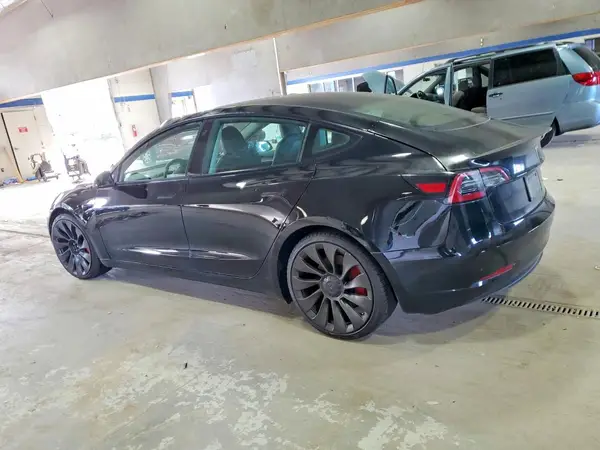 5YJ3E1EC2PF516928 2023 TESLA MODEL 3 - Image 2