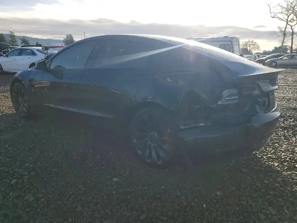 5YJ3E1EC2PF517352 2023 TESLA MODEL 3 - Image 2