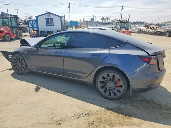 5YJ3E1EC2PF518548 2023 TESLA MODEL 3 - Image 2