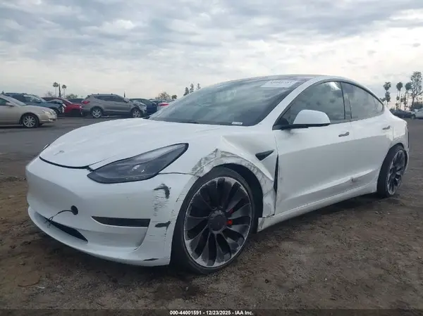 5YJ3E1EC2PF580547 2023 TESLA MODEL 3 - Image 2