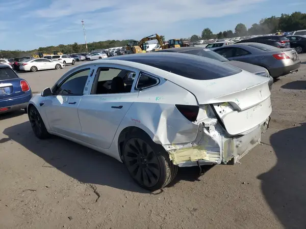 5YJ3E1EC2PF623560 2023 TESLA MODEL 3 - Image 2