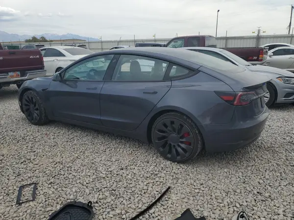 5YJ3E1EC2PF627897 2023 TESLA MODEL 3 - Image 2