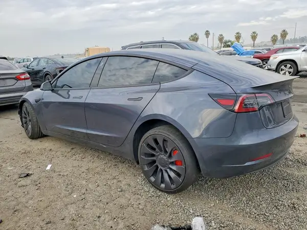 5YJ3E1EC2PF637233 2023 TESLA MODEL 3 - Image 2