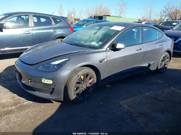 5YJ3E1EC2PF681555 2023 TESLA MODEL 3 - Image 2