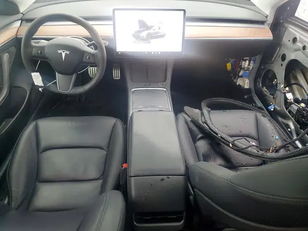 5YJ3E1EC2PF686514 2023 TESLA MODEL 3 - Image 8