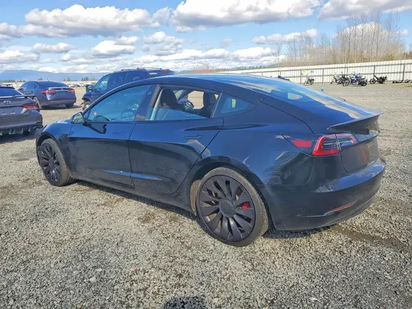 5YJ3E1EC2PF709497 2023 TESLA MODEL 3 - Image 2