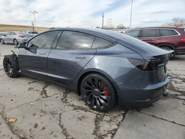 5YJ3E1EC2PF711640 2023 TESLA MODEL 3 - Image 2