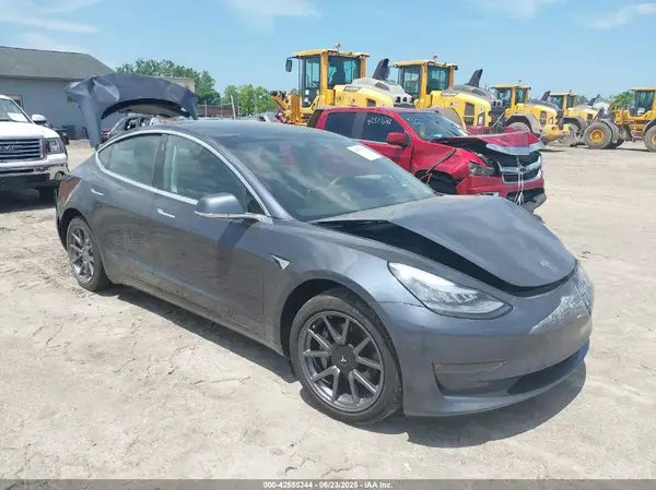 5YJ3E1EC3LF601710 2020 TESLA MODEL 3 - Image 1