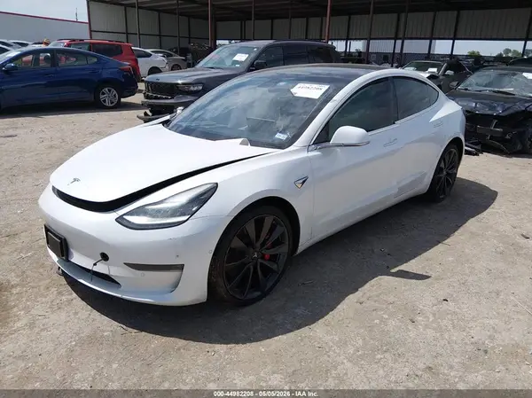 5YJ3E1EC3LF603196 2020 TESLA MODEL 3 - Image 2