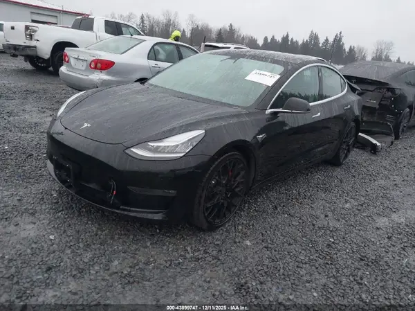 5YJ3E1EC3LF623433 2020 TESLA MODEL 3 - Image 2