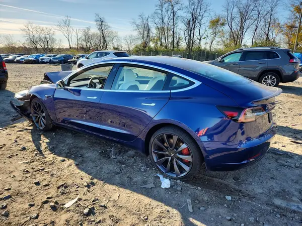 5YJ3E1EC3LF624615 2020 TESLA MODEL 3 - Image 2