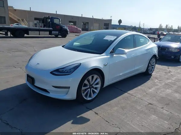 5YJ3E1EC3LF627532 2020 TESLA MODEL 3 - Image 2