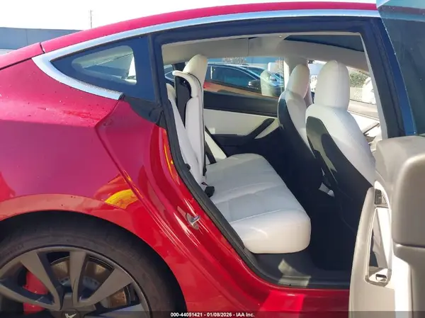 5YJ3E1EC3LF641852 2020 TESLA MODEL 3 - Image 8