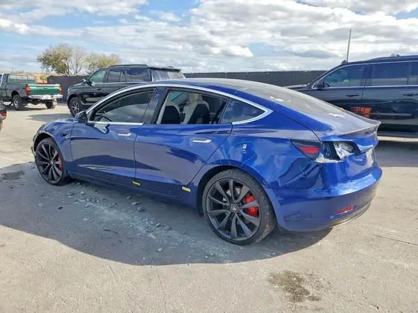 5YJ3E1EC3LF796482 2020 TESLA MODEL 3 - Image 2