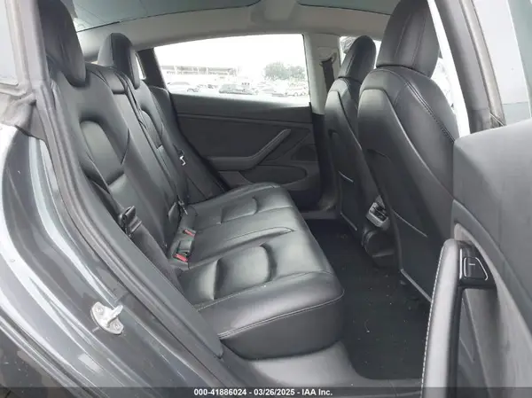 5YJ3E1EC3LF802068 2020 TESLA MODEL 3 - Image 8