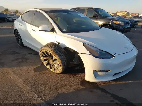 5YJ3E1EC3MF000881 2021 TESLA MODEL 3 - Image 1