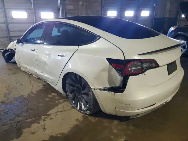 5YJ3E1EC3MF025781 2021 TESLA MODEL 3 - Image 2