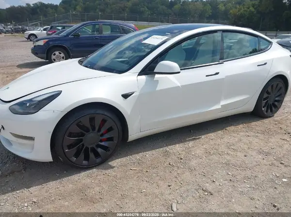 5YJ3E1EC3MF036263 2021 TESLA MODEL 3 - Image 2