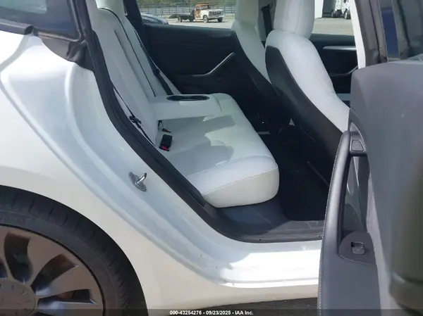 5YJ3E1EC3MF036263 2021 TESLA MODEL 3 - Image 8