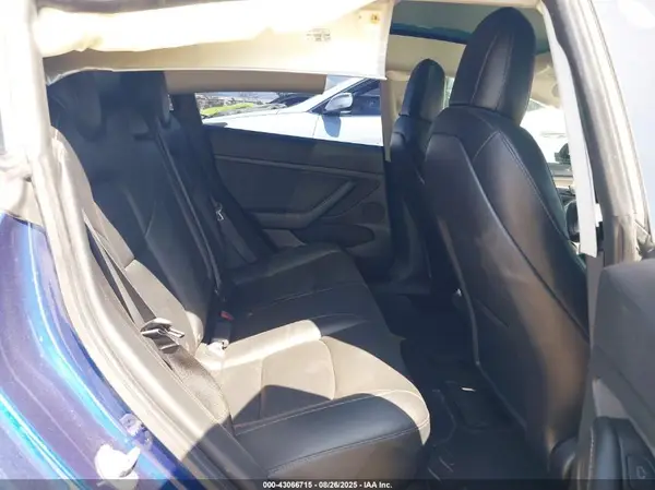 5YJ3E1EC3MF064922 2021 TESLA MODEL 3 - Image 8