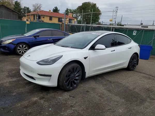 5YJ3E1EC3MF095989 2021 TESLA MODEL 3 - Image 1