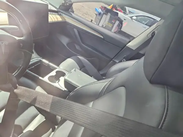 5YJ3E1EC3MF991029 2021 TESLA MODEL 3 - Image 8