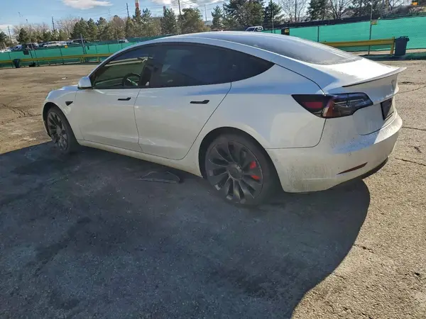 5YJ3E1EC3NF117796 2022 TESLA MODEL 3 - Image 2