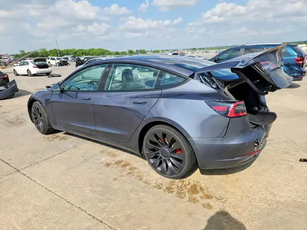 5YJ3E1EC3NF119936 2022 TESLA MODEL 3 - Image 2