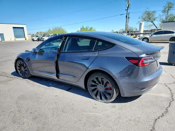 5YJ3E1EC3NF144870 2022 TESLA MODEL 3 - Image 2