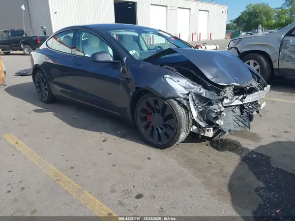 5YJ3E1EC3NF203321 2022 TESLA MODEL 3 - Image 1