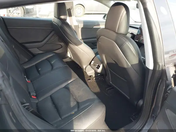 5YJ3E1EC3NF239817 2022 TESLA MODEL 3 - Image 8