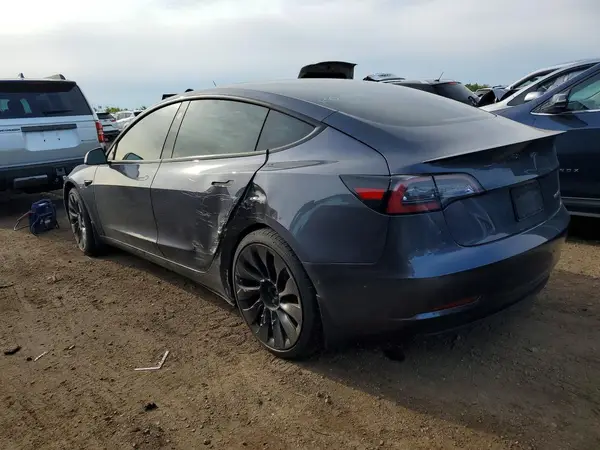 5YJ3E1EC3NF247917 2022 TESLA MODEL 3 - Image 2