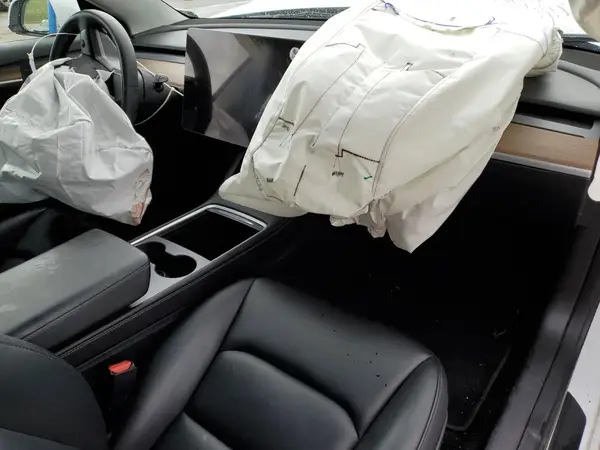 5YJ3E1EC3NF358838 2022 TESLA MODEL 3 - Image 8