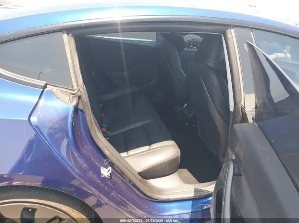 5YJ3E1EC3NF359438 2022 TESLA MODEL 3 - Image 8