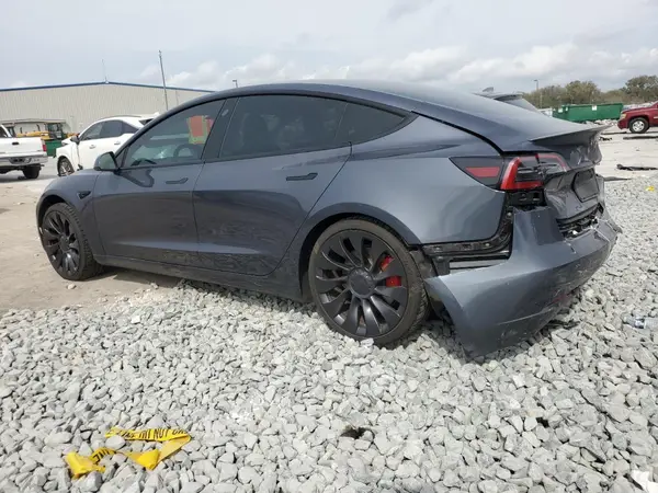 5YJ3E1EC3PF461308 2023 TESLA MODEL 3 - Image 2