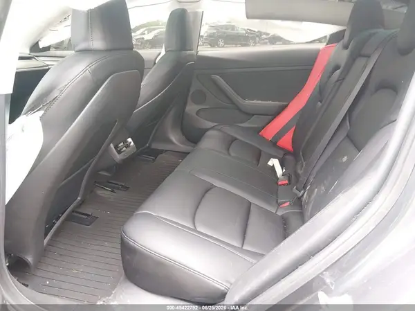 5YJ3E1EC3PF493336 2023 TESLA MODEL 3 - Image 8