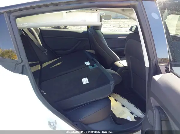 5YJ3E1EC3PF503833 2023 TESLA MODEL 3 - Image 8